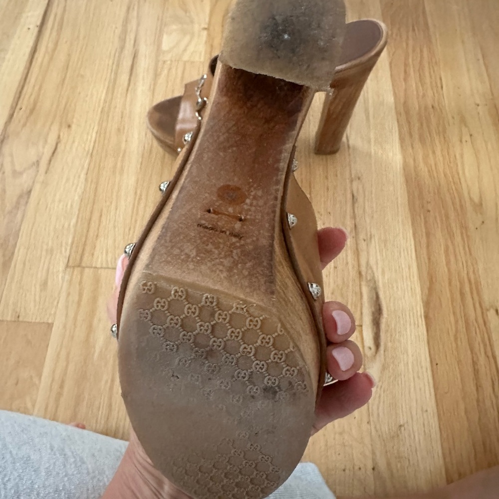 Gucci Brown Mules with Signature Horsebit Detail - Picture 3 of 4
